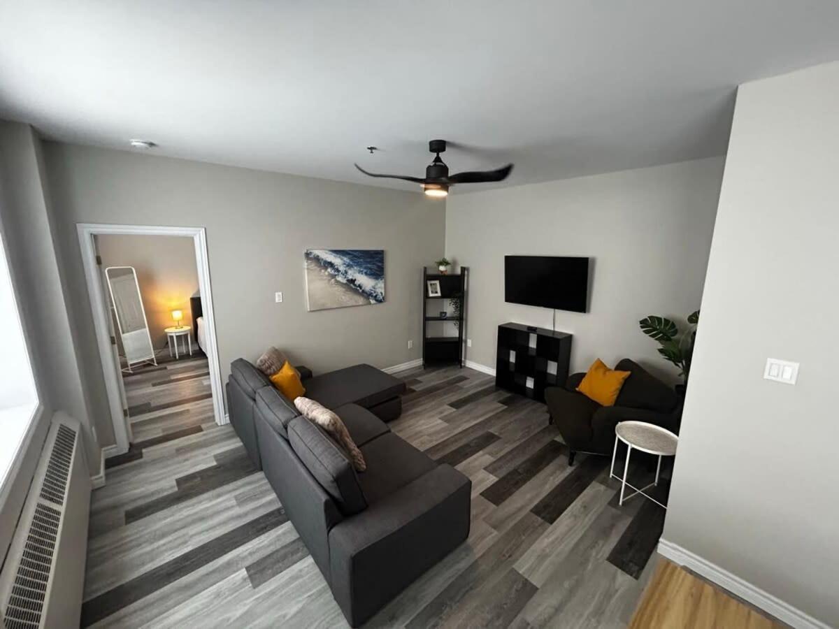 New Large Luxurious 2Br Condo In The Heart Of Uptown Coffee, Wifi Сент-Джон Екстер'єр фото